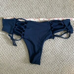 NWOT bikini bottom medium 8